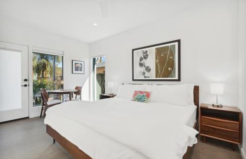 Camelback East Apartment | Family-Friendly 4 Square Studios: Your Ideal Getaway