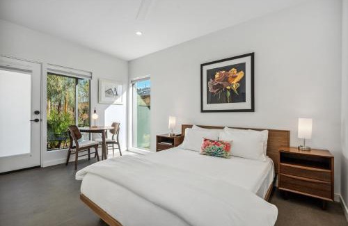 Camelback East Apartment | Family-Friendly 4 Square Studios: Your Ideal Getaway
