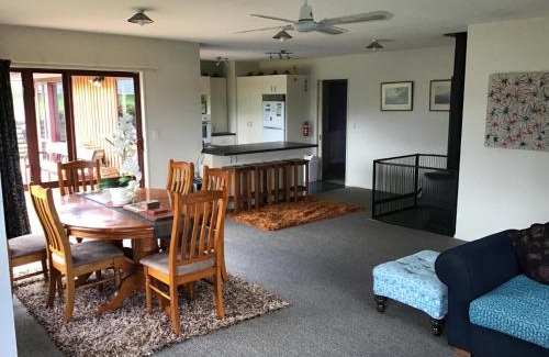 Hanmer Springs House | Family-Friendly Retreat at 4 St James Avenue - Rated 8.5/10
