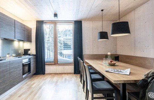 Großdorf Ski Chalet | Cozy 4-Star Apartment Steps from the Piste with Breakfast