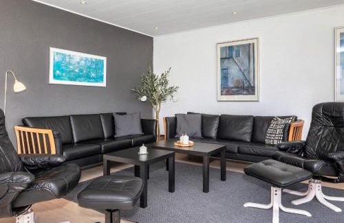 Blokhus House | Family-Friendly Holiday Home Blokhus LXXII with Pet Perks