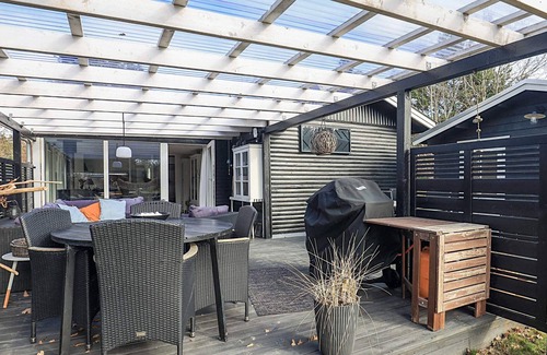 Hou House | 4 Star Holiday Home in Hals