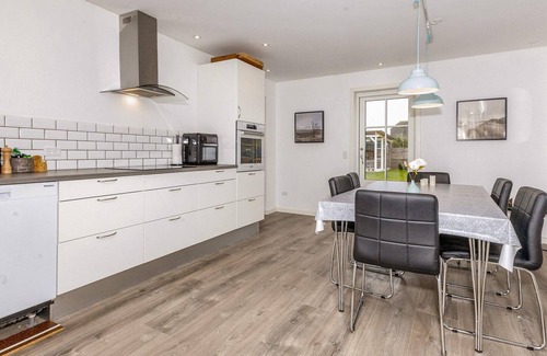 Vestero Havn House | Premier 4-Star Holiday Home in Læsø with Ocean View