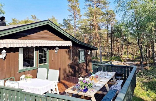 Halden House | Cozy 4-Star Holiday Home in Berg I Østfold with Kitchen