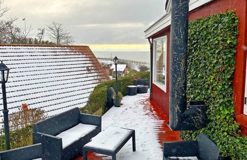 Arnager House | Relaxing Oceanfront Holiday Home in Rønne Awaits You