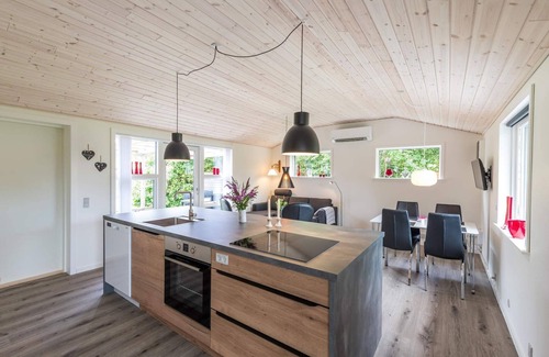 Skaven Strand House | Exceptional 4-Star Holiday Home with Oceanfront Views