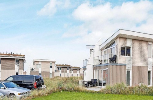 Wendtorf House | Comfortable 4-Star Holiday Home in Wendtorf with Kitchen