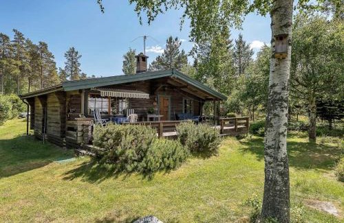 Yxlan House | Family-Friendly Retreat at Holiday Home YXLAN IV