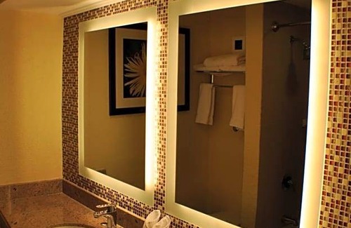 Garrison Historic Area Hotel | Explore Radisson Aquatica Resort Barbados - Guest Rated 8/10