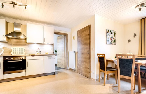 Burglengenfeld Apartment | Cozy 4-Star Abendrot Apartment with Balcony & Outdoor Space