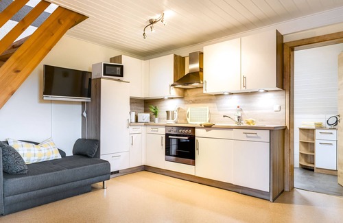 Burglengenfeld Apartment | Cozy 4-Star Abendrot Apartment with Balcony & Outdoor Space