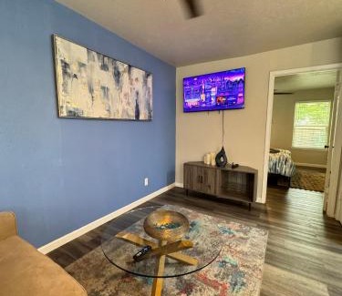 Park Central Apartment | 4 STATE FAIR l DT Dallas l FIFA READY l Staycation 1Bd1Ba
