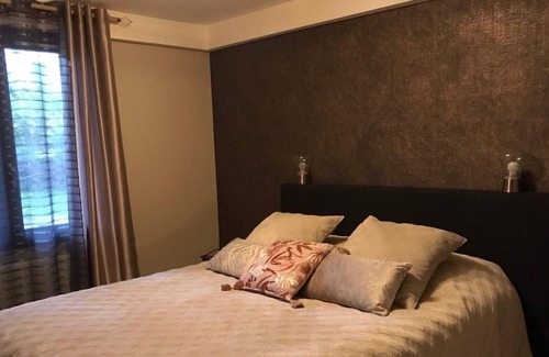 Creuzier-le-Vieux House | 4-Star Apartment Just 5 Minutes from Vichy City Center