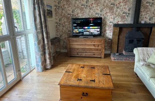 Killyleagh House | Pet-Friendly 4 The Quay at Strangford Lough Waterfront