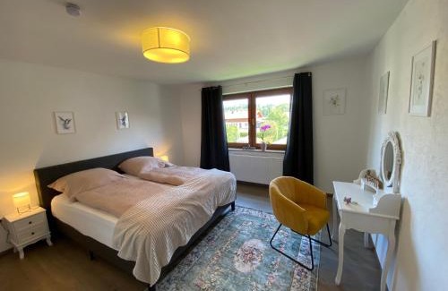 Gramsham Apartment | Bright and Modern Family Apartment with 6 Sleeping Spots