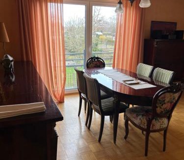 Bortfeld Apartment | Comfortable 4-Room Apartment in Prime City Location
