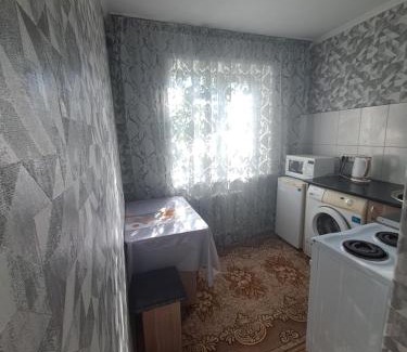 Semey Apartment | Budget-Friendly Stay at 40 квартал - Family Welcoming