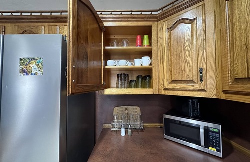 New Oxford House | Charming Barndominium on 40 Acres Near Gettysburg