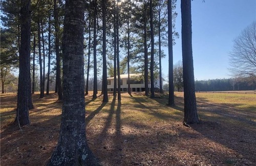 Saint Maurice House | Spacious 40 Acres Home with Pond & RV Port for Families