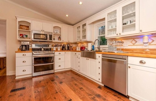 Moravian Falls House | Tranquil 40 Acres with Waterfalls and Vineyard Retreat