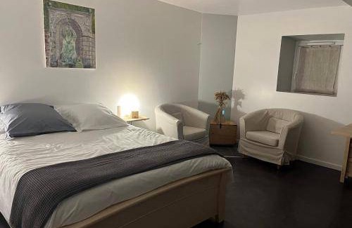 Vexin-sur-Epte Bed & Breakfast | Inviting 40 m² Bed and Breakfast for Up to 4 Guests