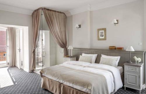 Klodzko Miasto Bed & Breakfast | Cozy Bed and Breakfast for 5 Guests with Restaurant Access