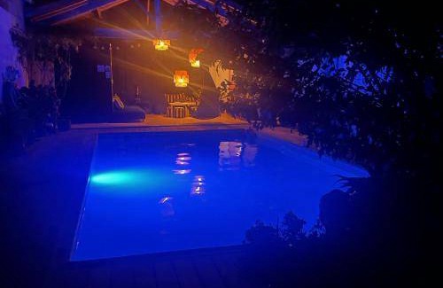 Pons Bed & Breakfast | Spacious 7-Bedroom B&B with Pool for Up to 21 Guests