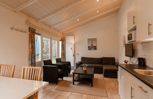 Municipality of Simpelveld House | 40 m² Bungalow ∙ 1 bedroom ∙ 2 guests