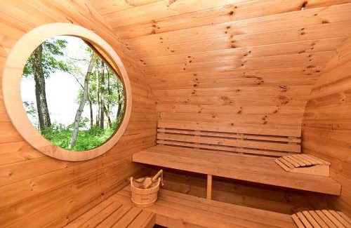 Anyksciai Hotel | Cozy Oceanfront Hotel with 2 Bedrooms for Up to 6 Guests