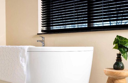 Goes Hotel | Relaxing Hotel with Spa, Restaurant, and Kitchen Amenities