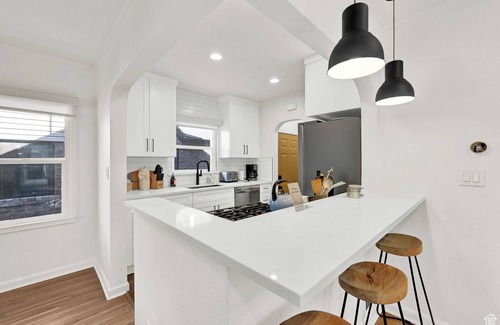 Wasatch Hollow House | Stylish Bungalow near Skiing and University - Rated 10/10
