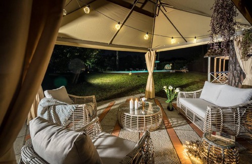 Altopascio House | Spacious 5-Bedroom House with Private Pool for 10 Guests