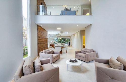 Riviera de Sao Lourenco House | Elegant Casa de 400m² with Pool & Suites in Riviera