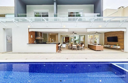 Riviera de Sao Lourenco House | Elegant Casa de 400m² with Pool & Suites in Riviera
