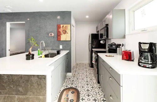 Fort Lauderdale Apartment | Family-Friendly Haven: Renovated 4014 with Pet Amenities