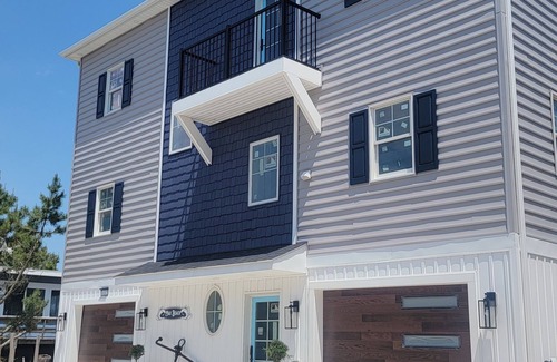 Broadkill Beach House | New Waterfront Retreat at Broadkill Beach with Pool & Pets