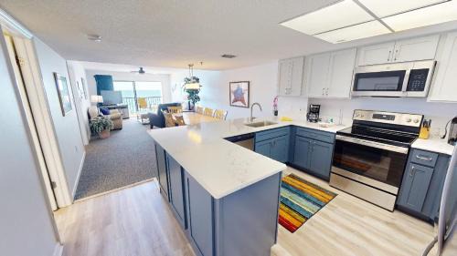 Madeira Beach House | #402 Las Brisas Condominiums