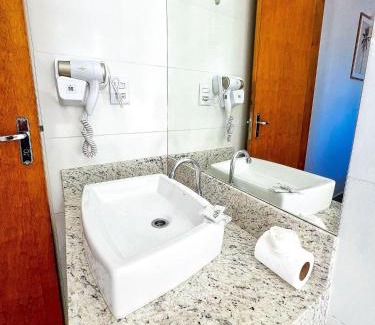 Patos de Minas Apartment | Family-Friendly 2-Bedroom Apartment in Patos de Minas
