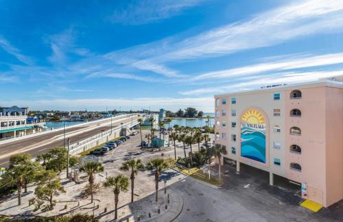 Madeira Beach House | Beachfront Retreat at 403 Beach Place Condos - Rated 9.3