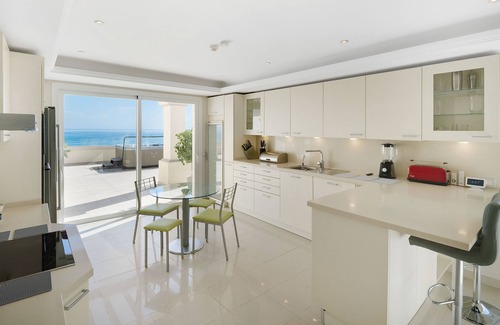 New Golden Mile Apartment | Exquisite 4 Bed Penthouse with Oceanfront Heated Pool