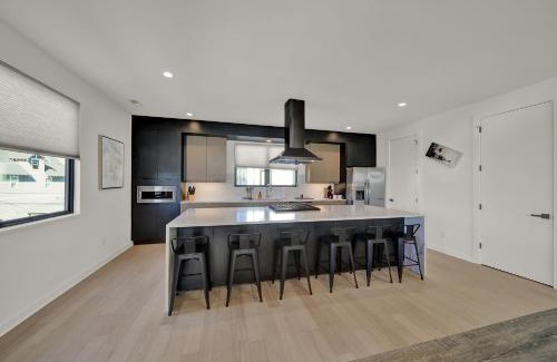 Charlotte House | 406 Katonah: Rooftop Patio Views and Fitness Center