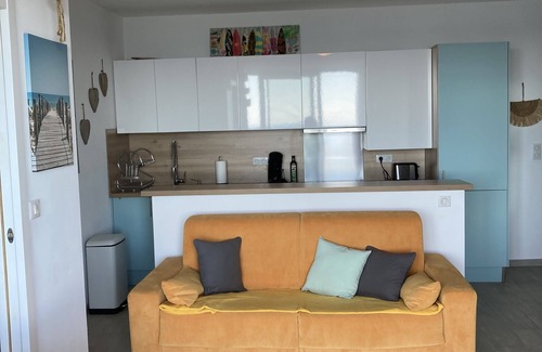 Figarella Apartment | Garden Level Retreat with Panoramic Sea Views & Kitchen