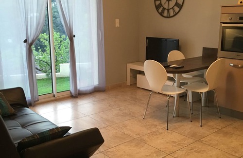 Ville-di-Pietrabugno House | Guest Rated 10/10: Cozy Studio with Private Ocean View