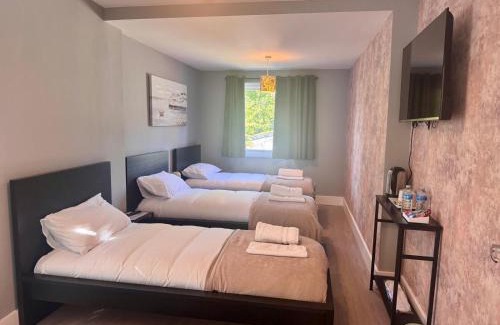 Hale House | 40th Avenue Guest House