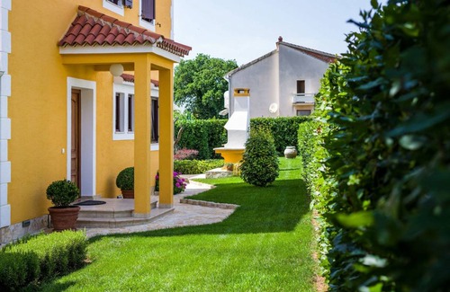 Zadar Apartment | Cozy 1-Bedroom Apartment with Kitchen for Up to 3 Guests