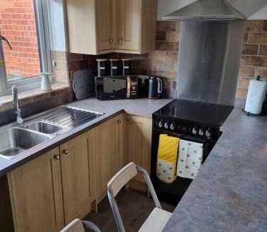 Orleton House | 41 Mortimer Drive: Prime Location Near Ludlow, Pet Friendly
