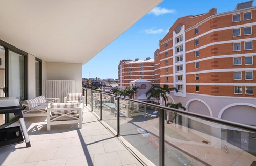Terrigal House | 410 PINE TREE | Oceanfront Retreat with Excellent Amenities
