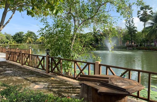 Puk Tian Resort | Spacious 42 m² Resort for Up to 20 Guests with Pool