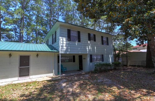 Fort Walton Beach House | Family-Friendly Retreat at 421 Eastview Drive