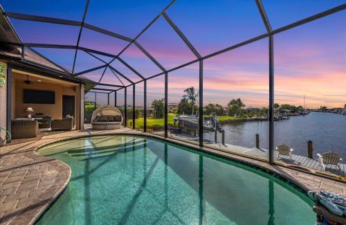 Edgewater House | 4286 Harbor
